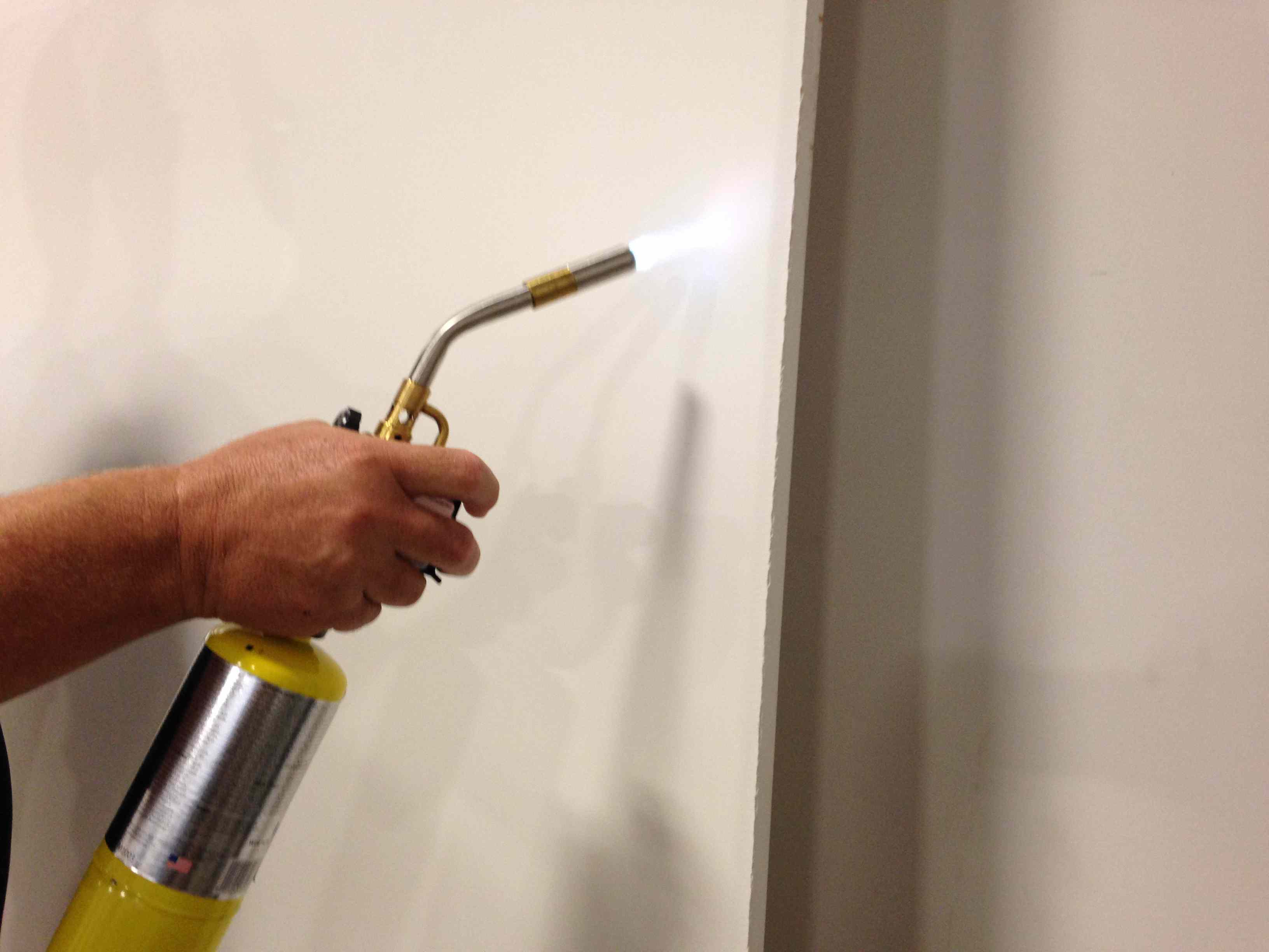 مقاوم للحرارة Dekton ، شعلة النفخ